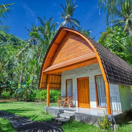 Komurd Lavender Bungalow Hotel Toyapakeh Exterior photo